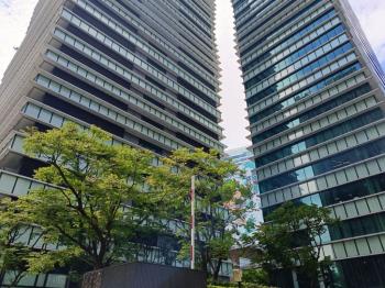 南港捷運站正出口商辦