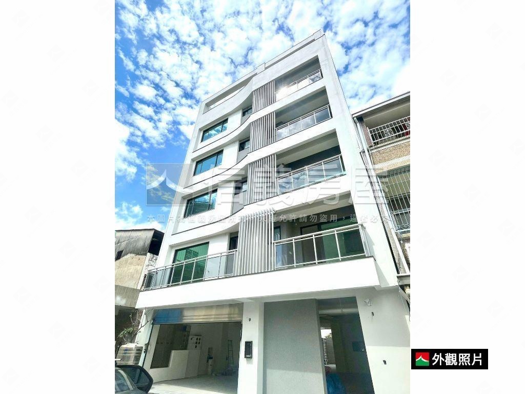 東區全新頂樓一層一戶華廈房屋室內格局與周邊環境