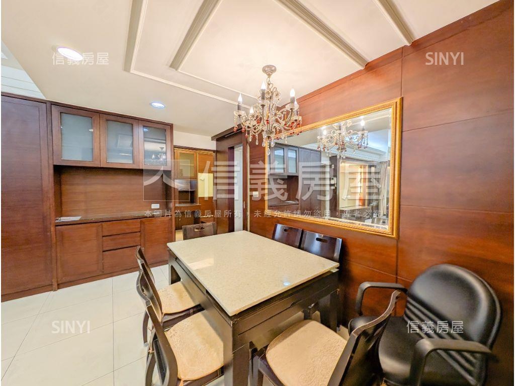 Ａ９裝潢四房車房屋室內格局與周邊環境