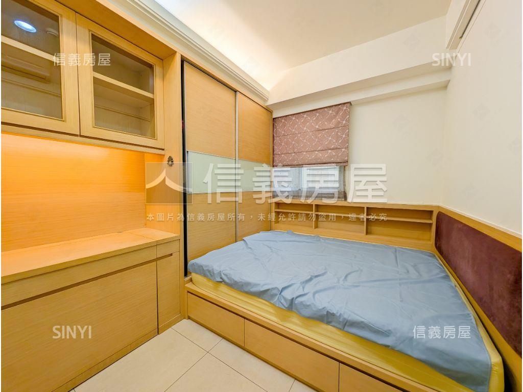 Ａ９裝潢四房車房屋室內格局與周邊環境