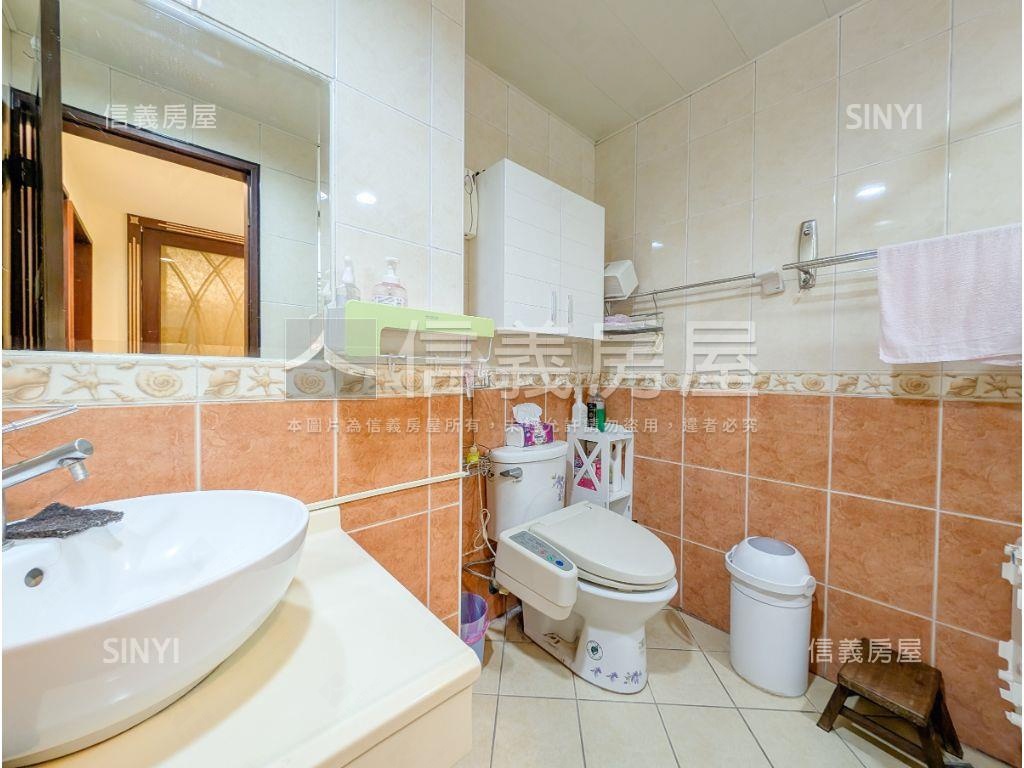 Ａ９裝潢四房車房屋室內格局與周邊環境