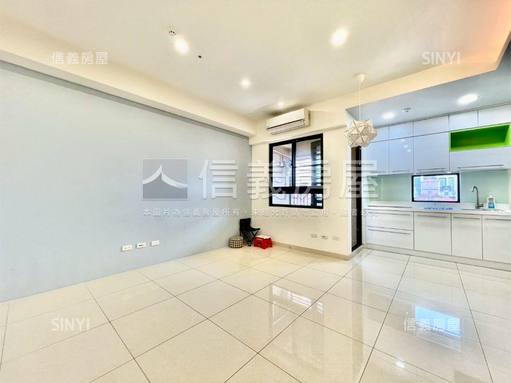 鑫光燦爛十六樓房屋室內格局與周邊環境