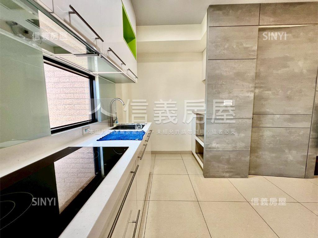 鑫光燦爛十六樓房屋室內格局與周邊環境