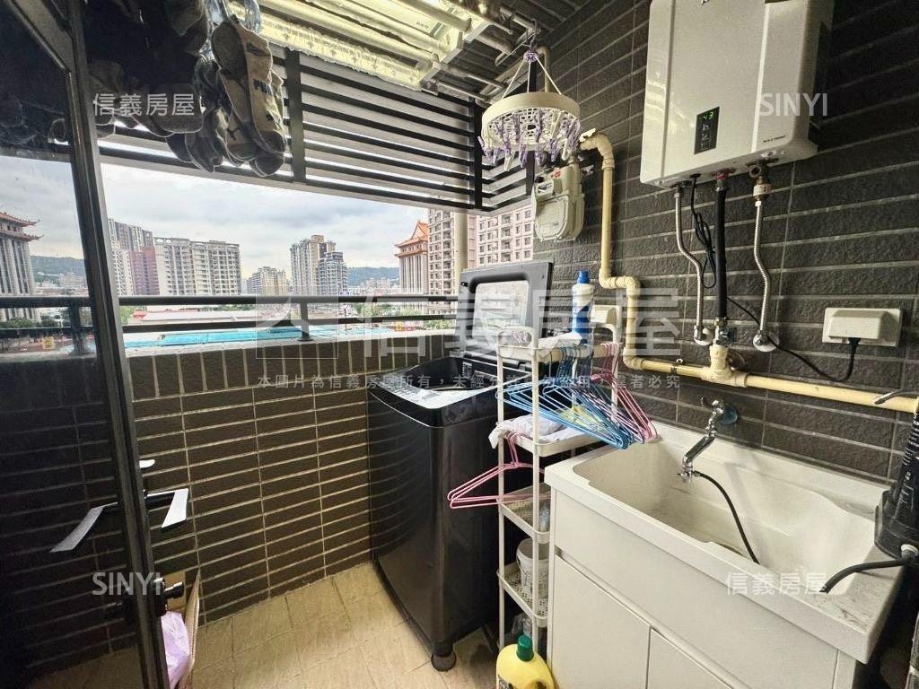 小資令荷園兩房車位房屋室內格局與周邊環境