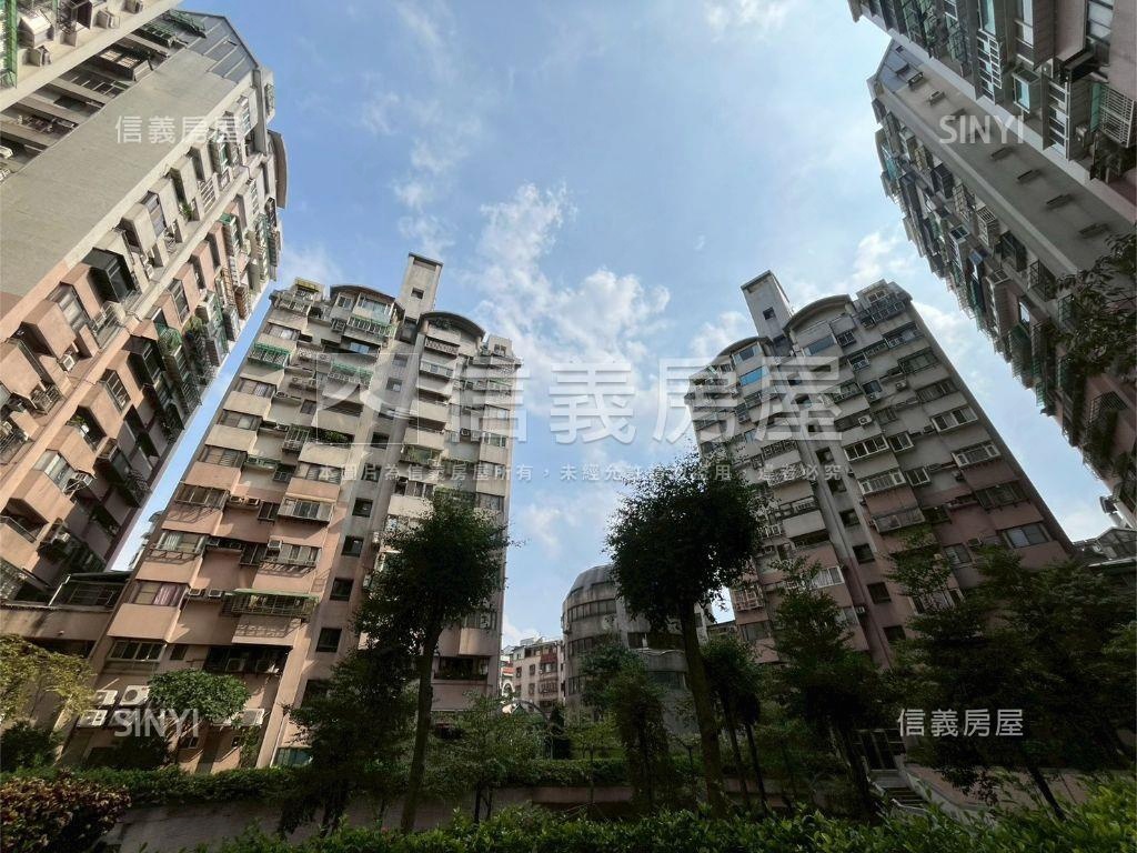｛幸福商圈｝彩虹精美三房房屋室內格局與周邊環境