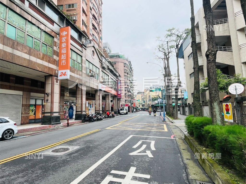 ｛幸福商圈｝彩虹精美三房房屋室內格局與周邊環境