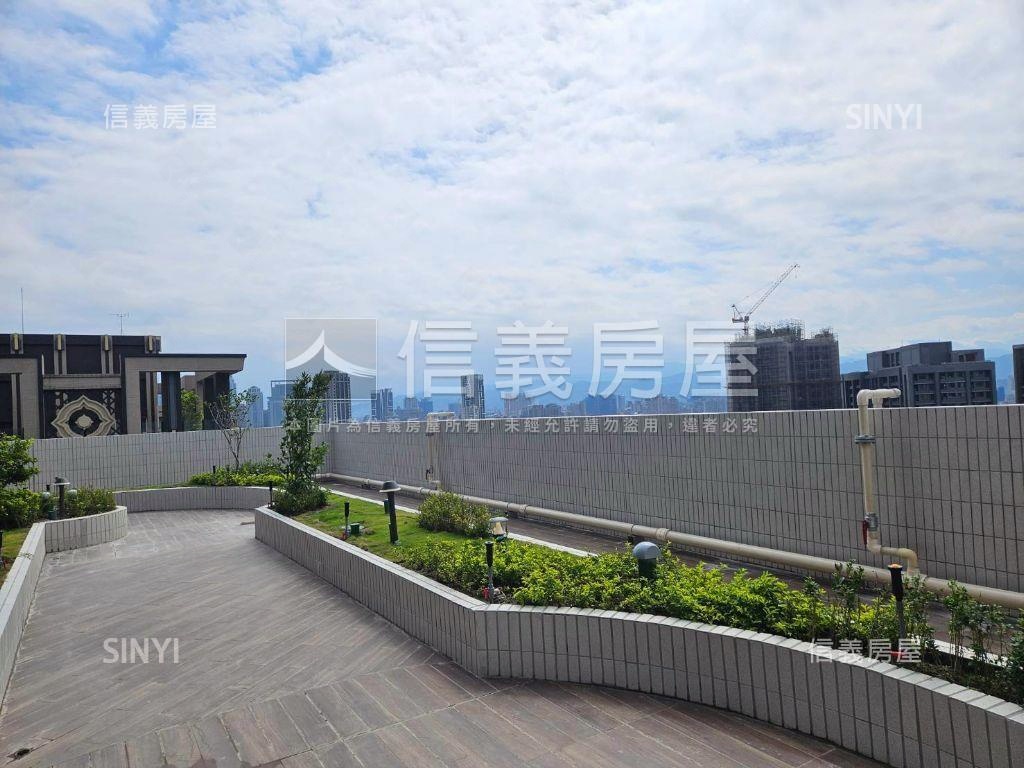 永翠漾兩衛平面車位房屋室內格局與周邊環境