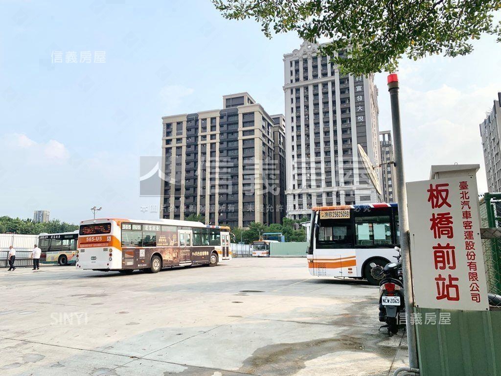 永翠漾兩衛平面車位房屋室內格局與周邊環境
