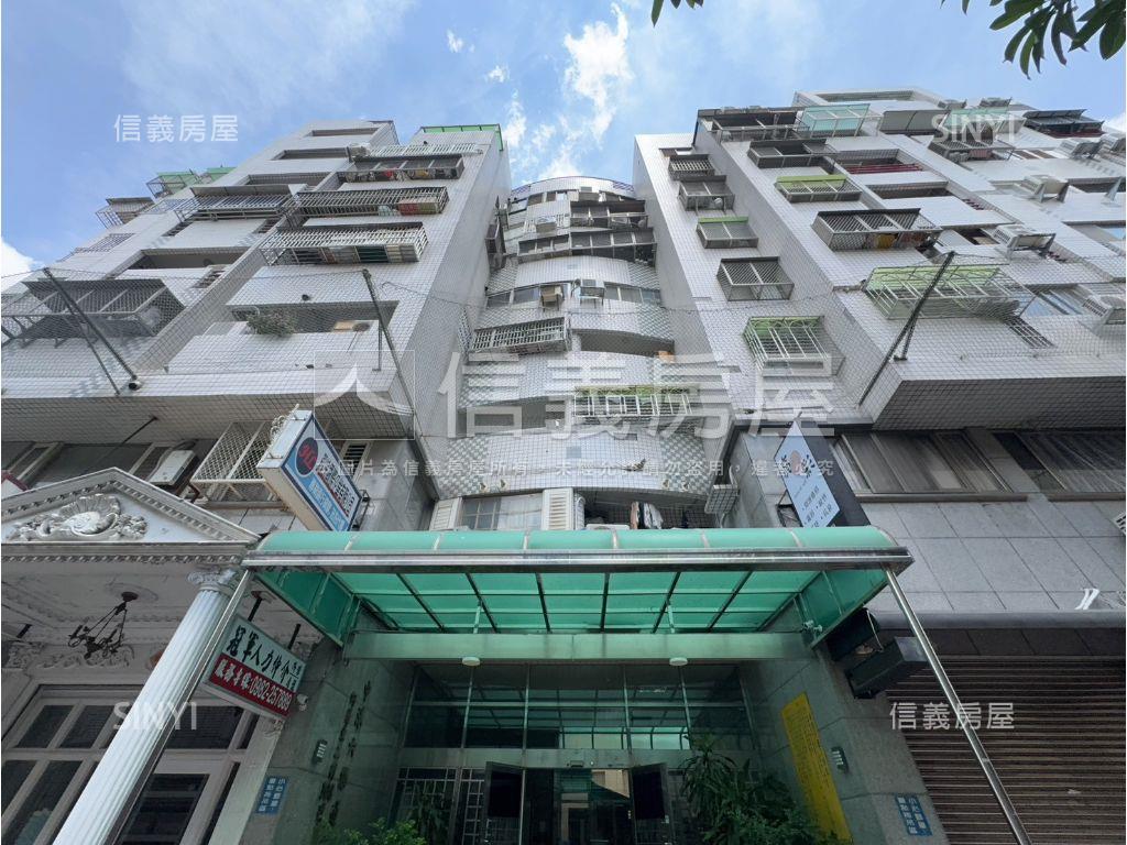 西屯電梯邊間雙陽台二房房屋室內格局與周邊環境