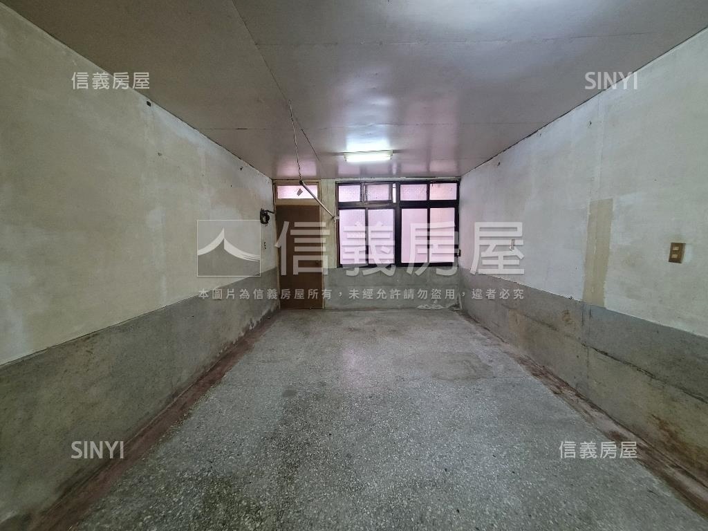 近美術館低總價透天房屋室內格局與周邊環境