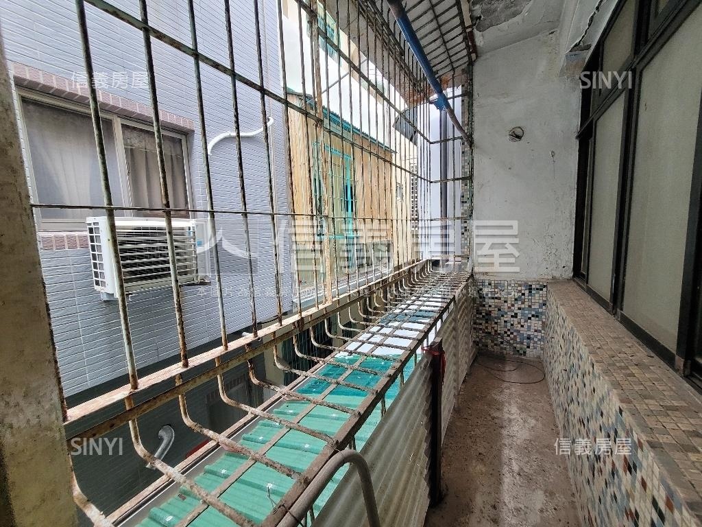 近美術館低總價透天房屋室內格局與周邊環境