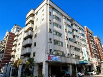 專任－南屯大面寬角間店面