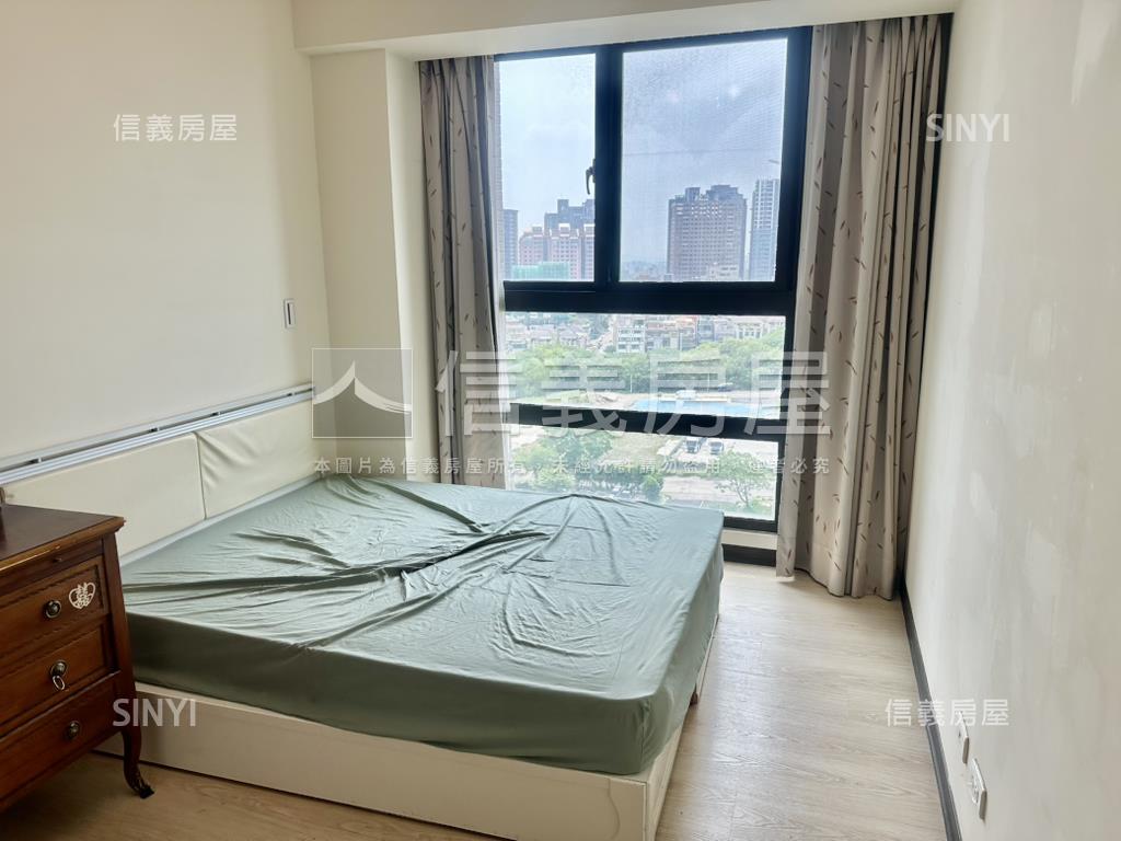 新杜拜朝南美視野附車位房屋室內格局與周邊環境