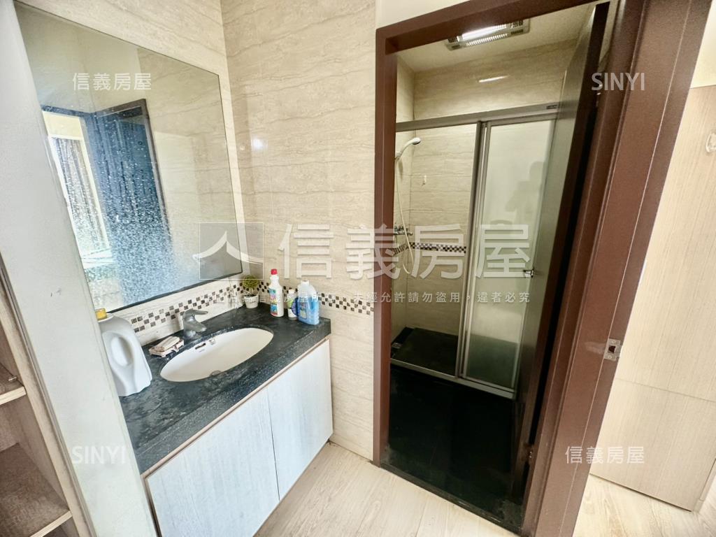 新杜拜朝南美視野附車位房屋室內格局與周邊環境