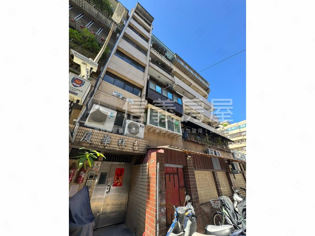 吉林雙併電梯邊間四房房屋室內格局與周邊環境