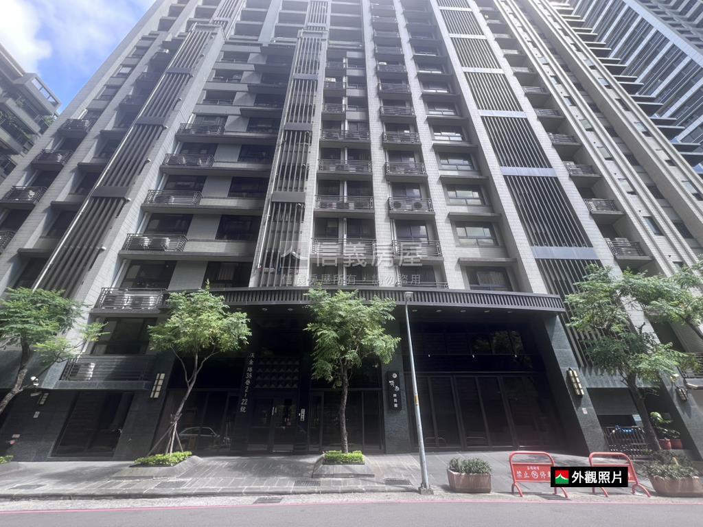 荷雅稀有三房加平面車位房屋室內格局與周邊環境