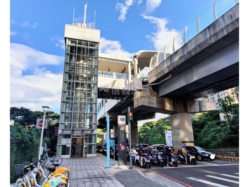 荷雅稀有三房加平面車位房屋室內格局與周邊環境