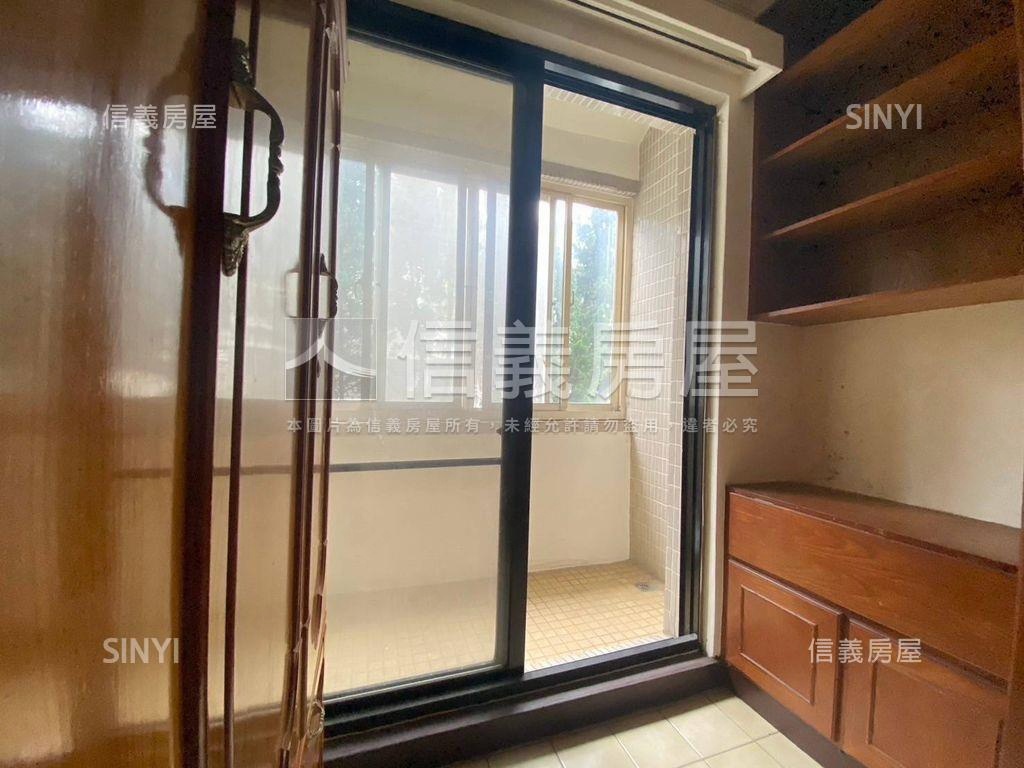 台北小城．綠景遼闊房屋室內格局與周邊環境