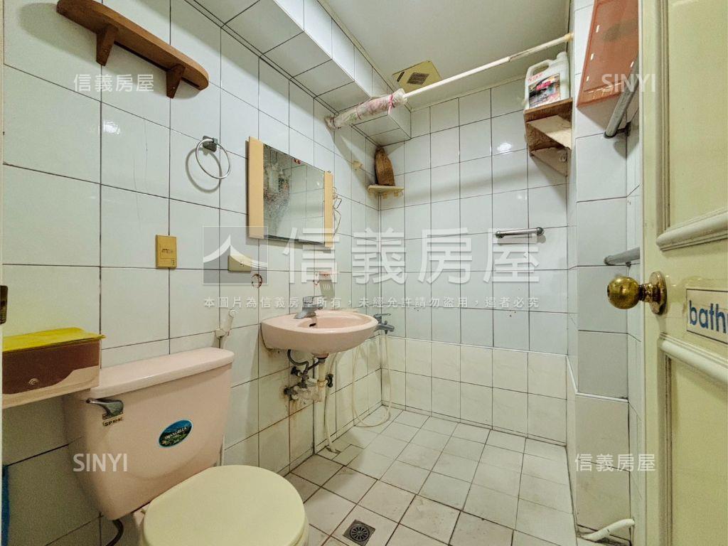 近都會公園高樓景觀大四房房屋室內格局與周邊環境