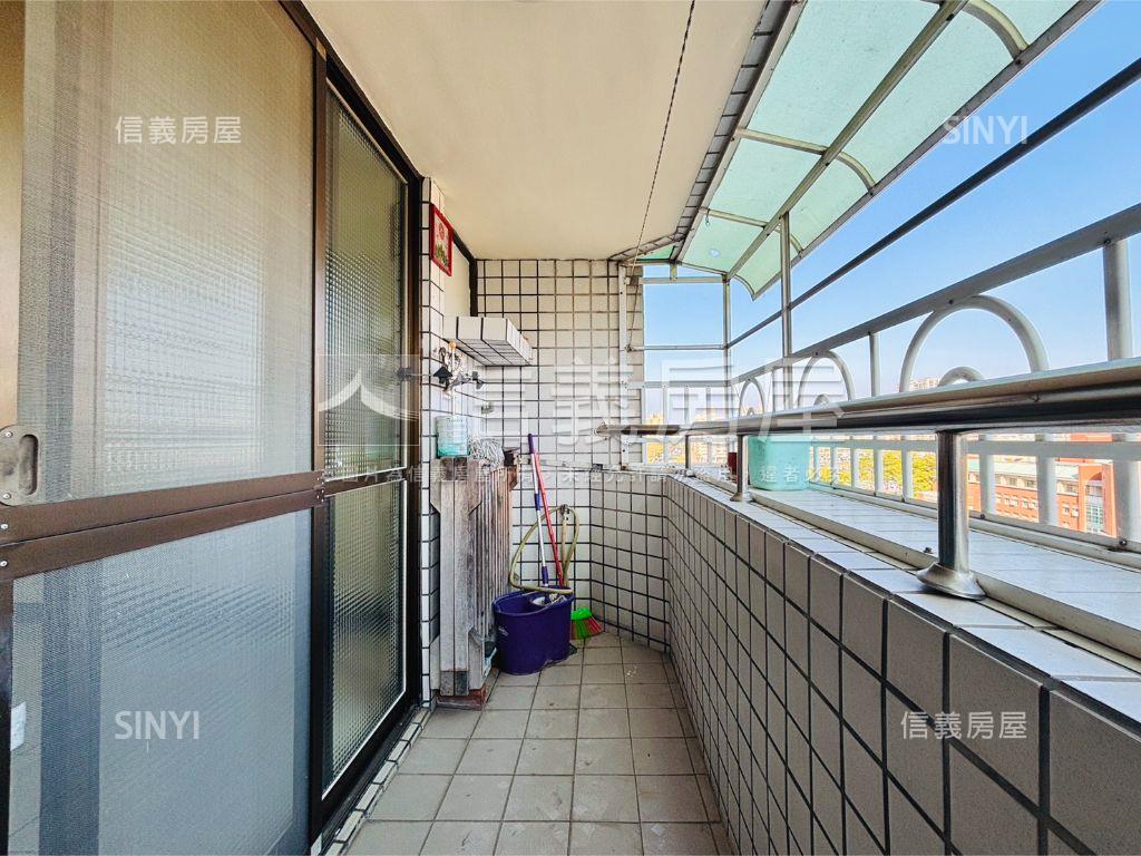 近都會公園高樓景觀大四房房屋室內格局與周邊環境