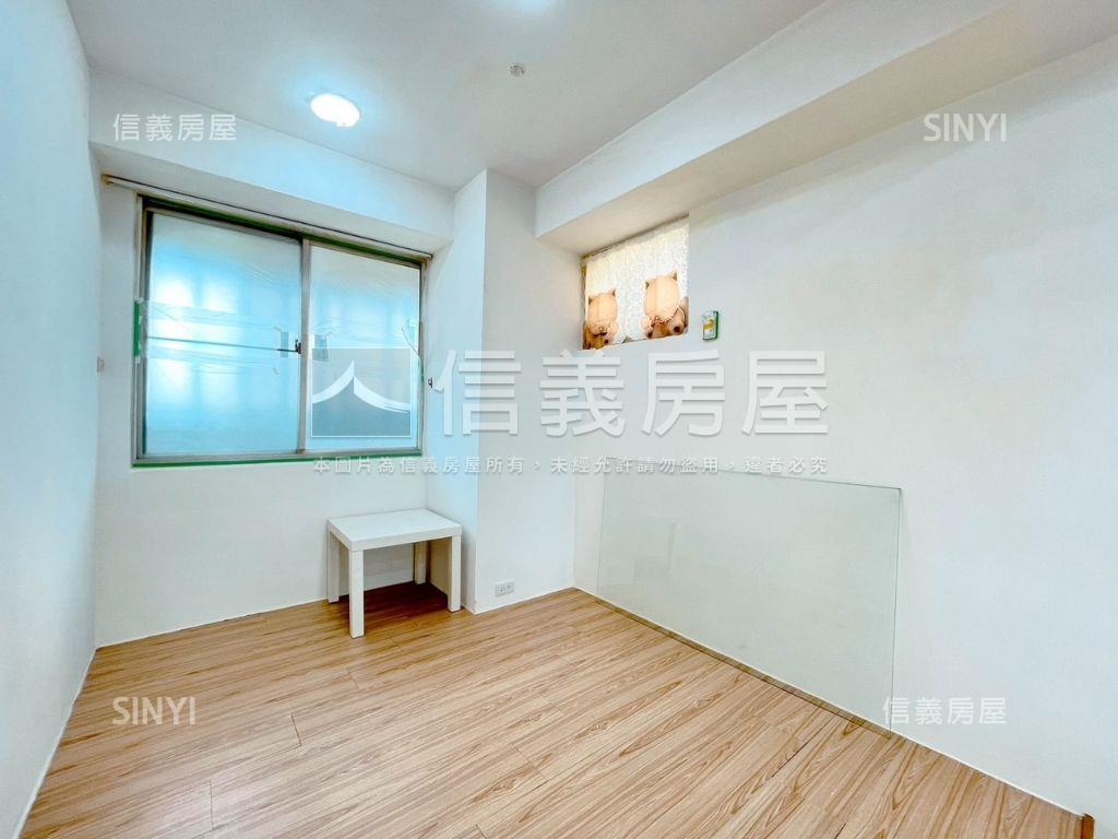 近中科★高樓美妝雙平車位房屋室內格局與周邊環境
