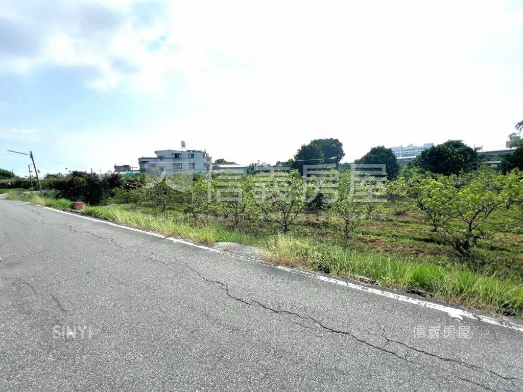 都計內大地坪開心農舍房屋室內格局與周邊環境