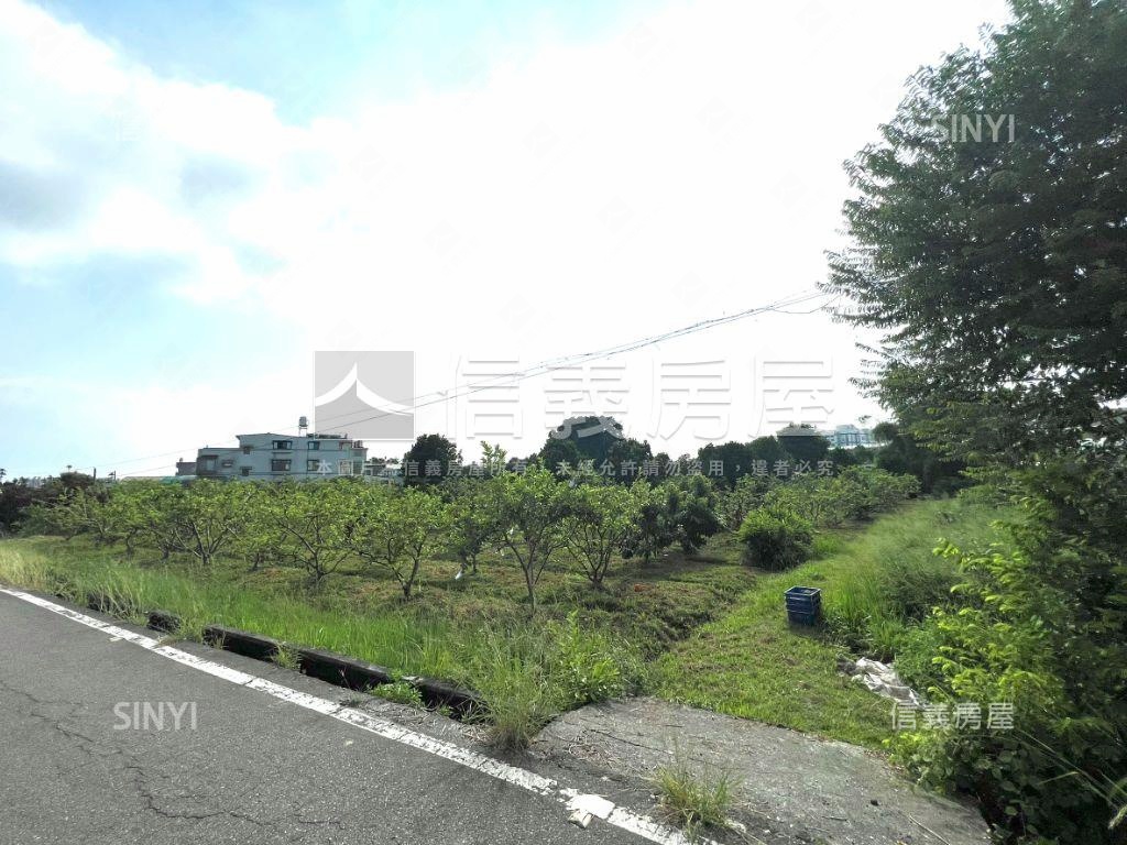 都計內大地坪開心農舍房屋室內格局與周邊環境