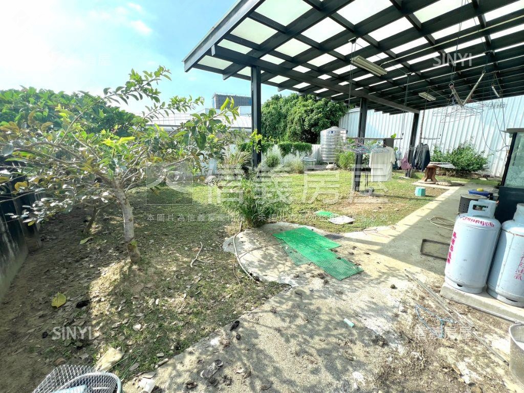 都計內大地坪開心農舍房屋室內格局與周邊環境