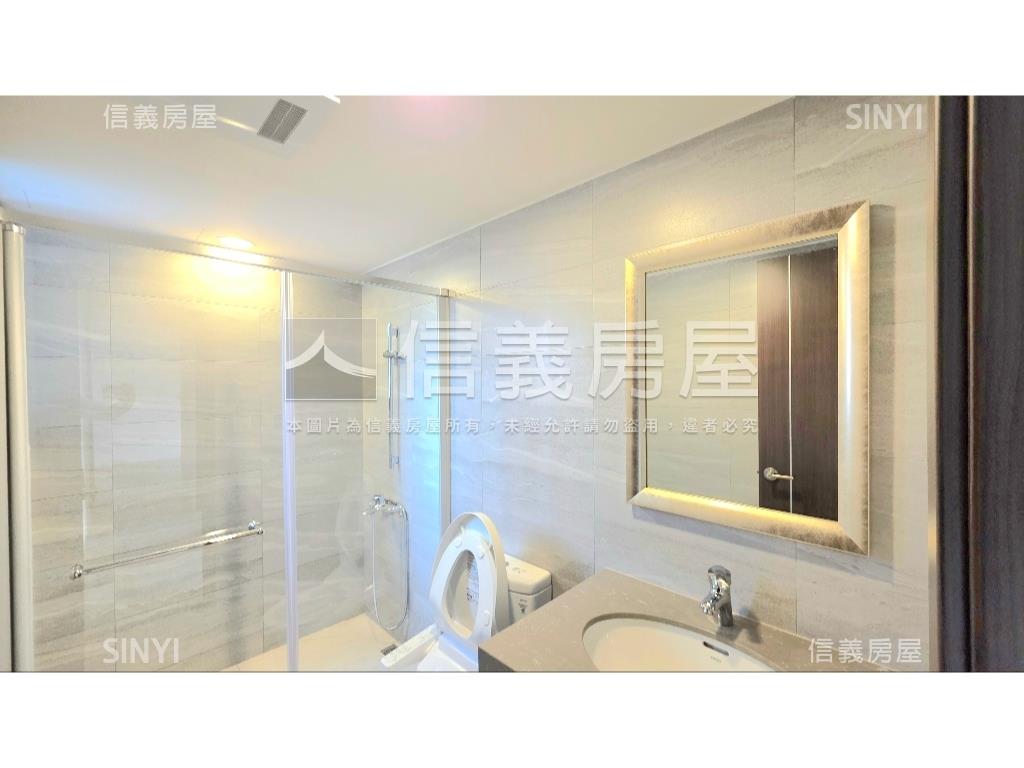 未來之丘高樓四房雙平車位房屋室內格局與周邊環境