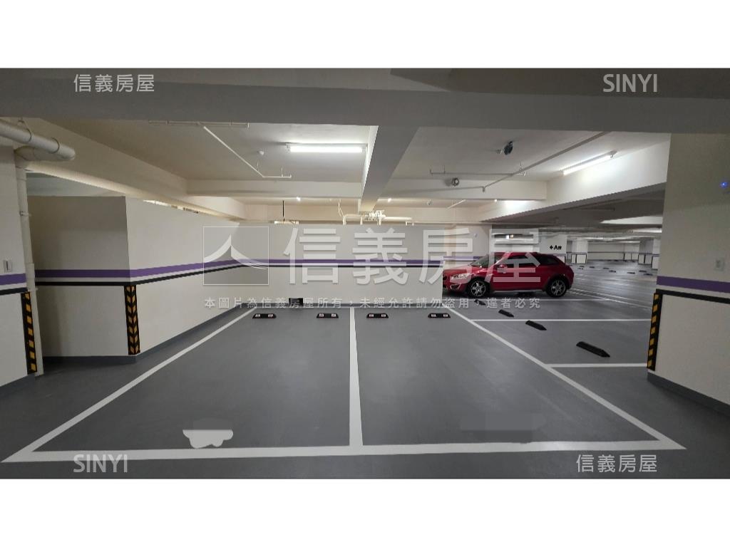 未來之丘高樓四房雙平車位房屋室內格局與周邊環境