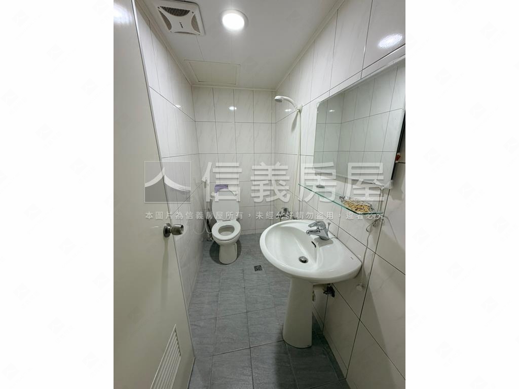 太原車站旁三房平面車位房屋室內格局與周邊環境