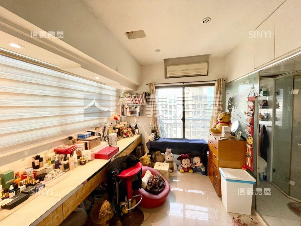 近捷運高樓邊間視野通風好房屋室內格局與周邊環境