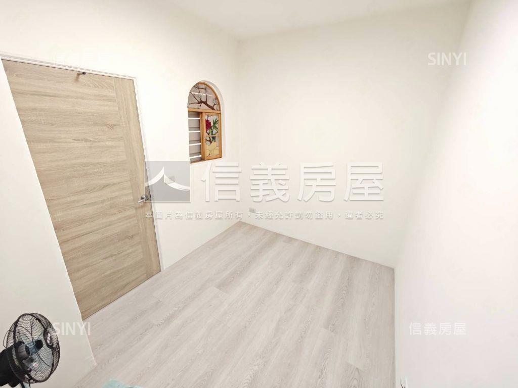 低總小資美妝華廈２房房屋室內格局與周邊環境