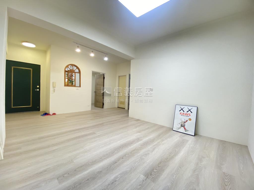 低總小資裝潢華廈２房房屋室內格局與周邊環境
