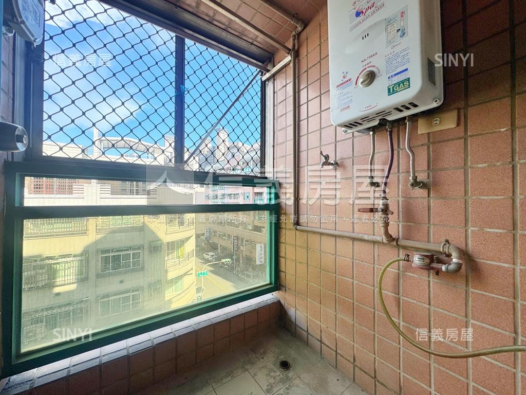 巨蛋．低公設．超實在三房房屋室內格局與周邊環境
