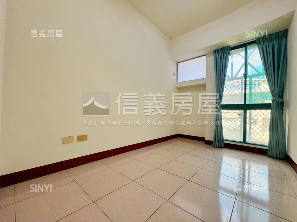 巨蛋．低公設．超實在三房房屋室內格局與周邊環境