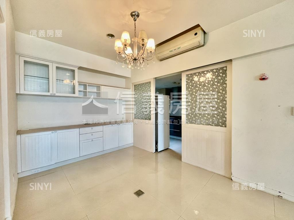 豐富公園視野戶子母車位房屋室內格局與周邊環境