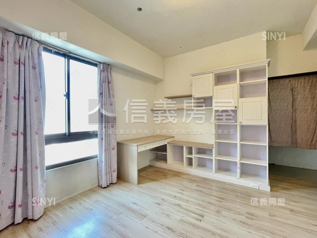 豐富公園視野戶子母車位房屋室內格局與周邊環境