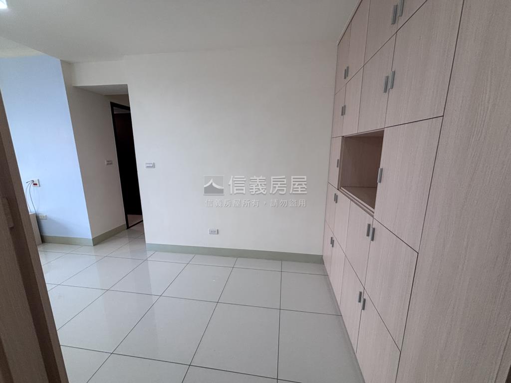美麗山林精美綠景四房房屋室內格局與周邊環境