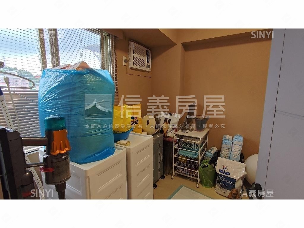 稀有精美裝潢電梯兩房房屋室內格局與周邊環境