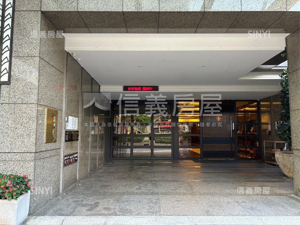 近附中森林公園菁選集車位房屋室內格局與周邊環境