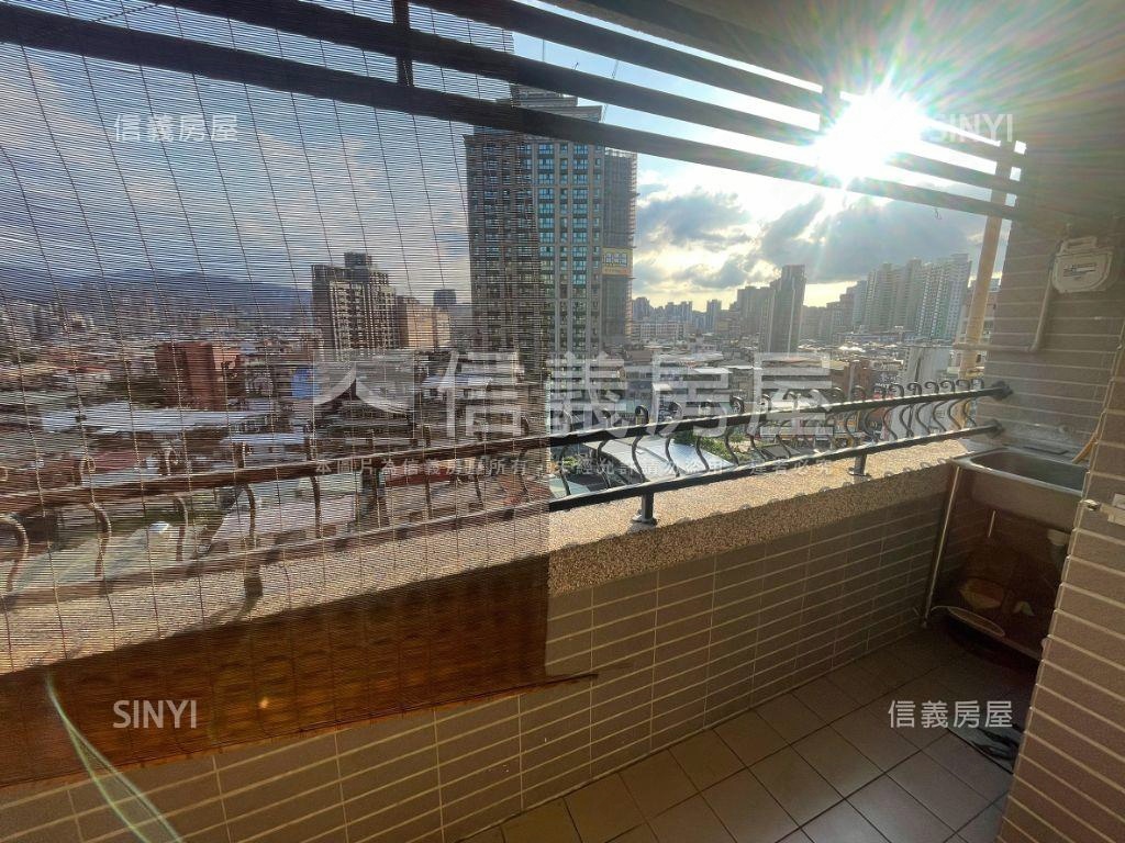 大坪林高峰會採光景觀吉品房屋室內格局與周邊環境