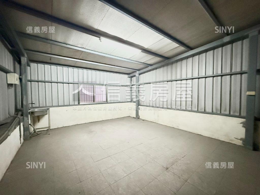 仁武前路後巷黃金透店房屋室內格局與周邊環境