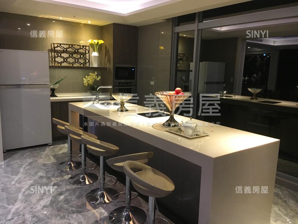 世紀雙星精美三房平面車位房屋室內格局與周邊環境