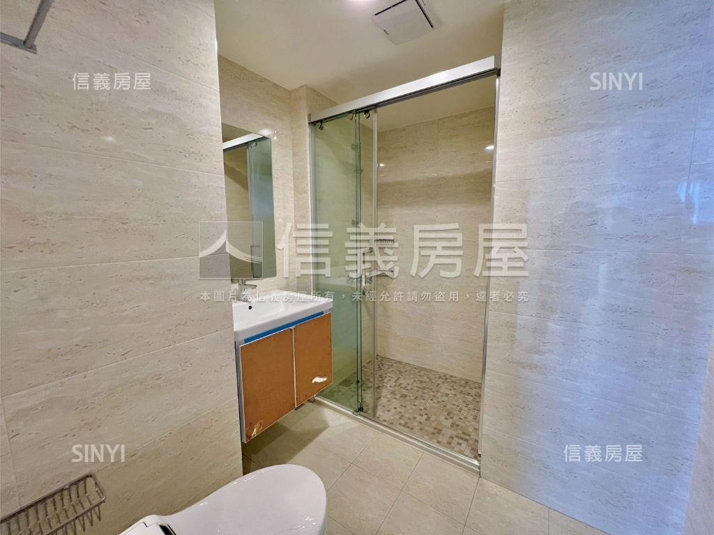 愛琴海落日三房平車房屋室內格局與周邊環境