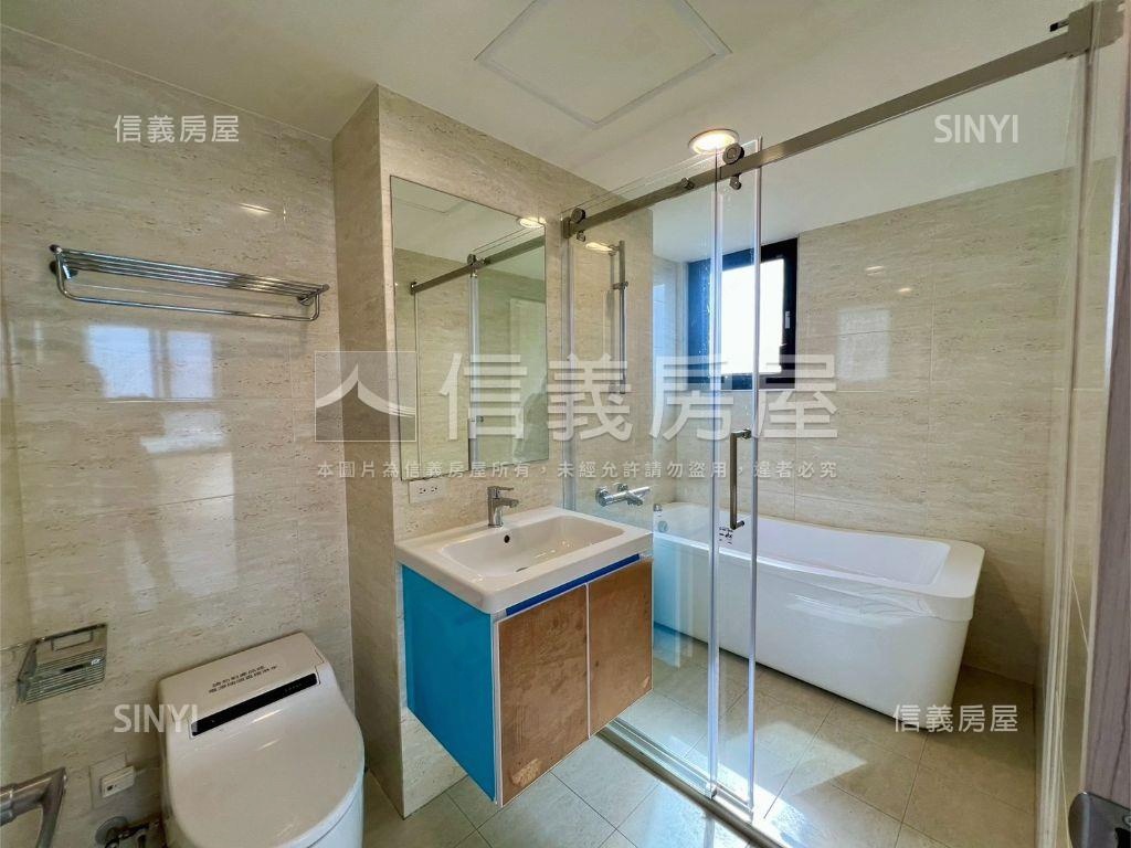 愛琴海落日三房平車房屋室內格局與周邊環境