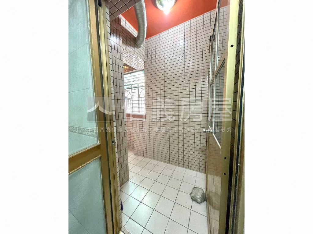 仁愛綠多●稀有３房房屋室內格局與周邊環境