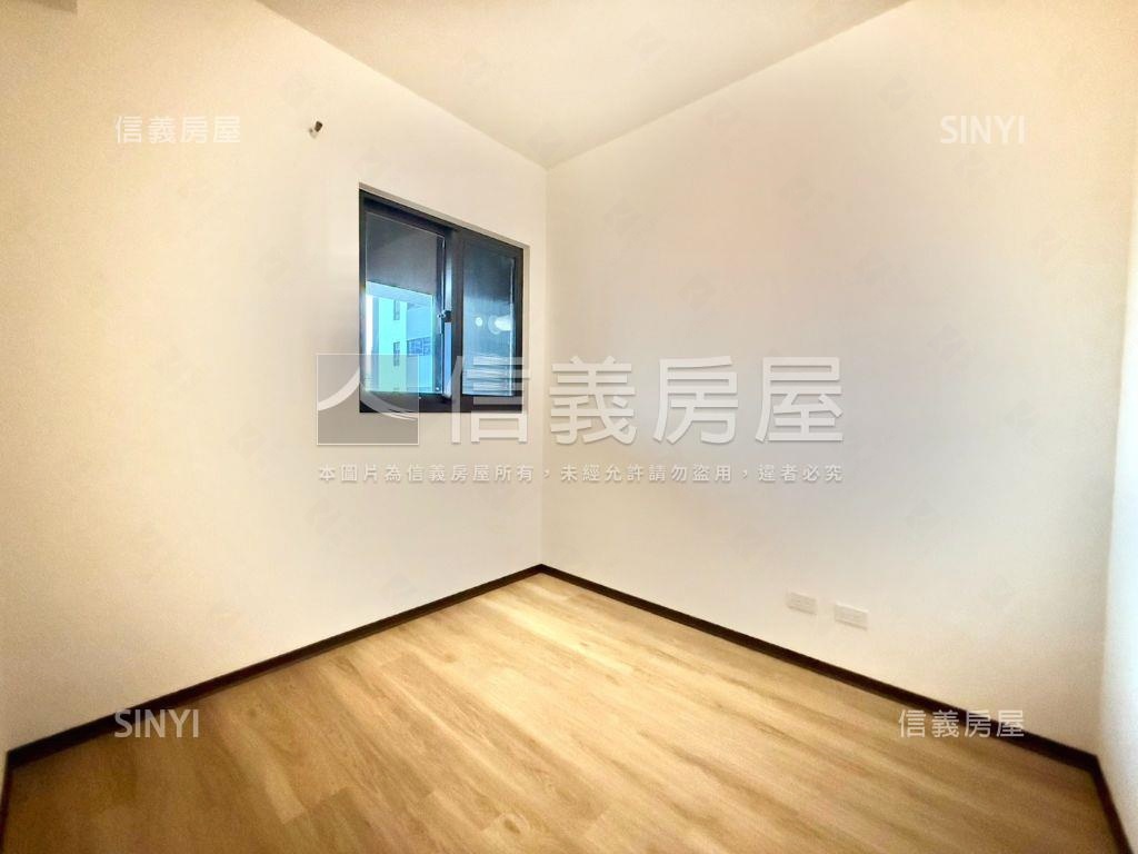 勝美讚全新未住三房平車房屋室內格局與周邊環境