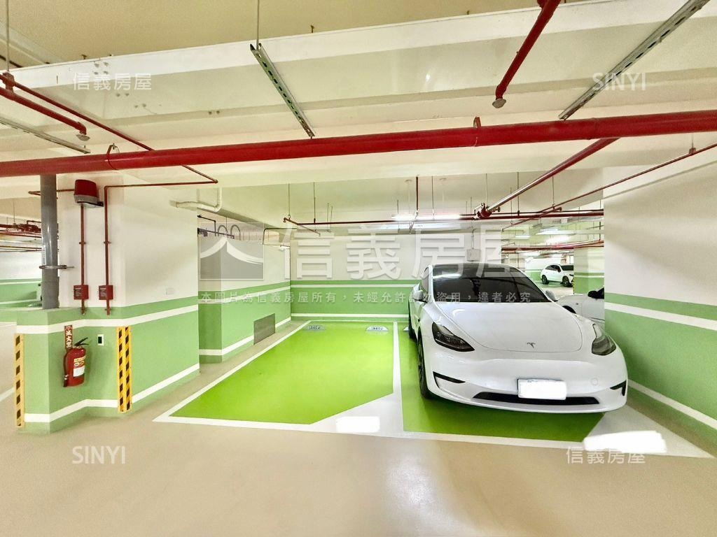 勝美讚全新未住三房平車房屋室內格局與周邊環境