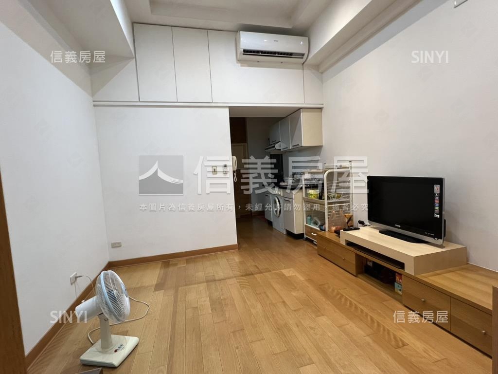 中山國中捷運稀有當代復興房屋室內格局與周邊環境